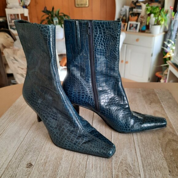 ANTONIO MELANI Miranda Croc Embossed Leather Stiletto Ankle Boot - Teal, Size 7 - Picture 1 of 16